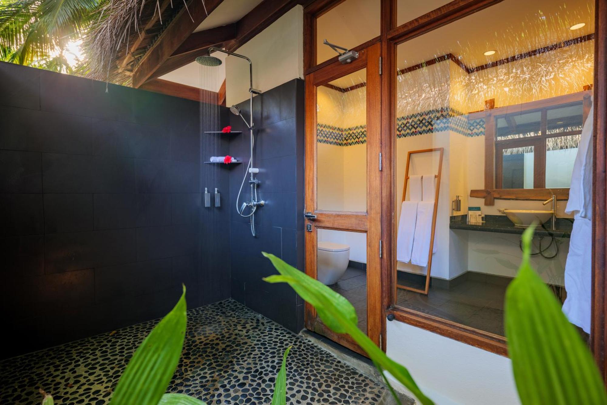Hotel Kuramathi Maldives Rasdhoo Esterno foto